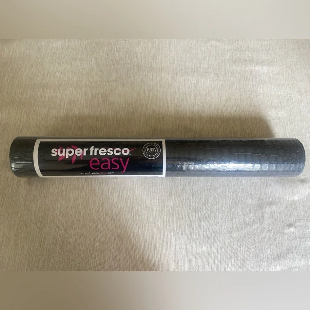 NWT Super Fresco Easy Wallpaper 1 Roll 32-659 Crocodile Black 10.05m x .52m